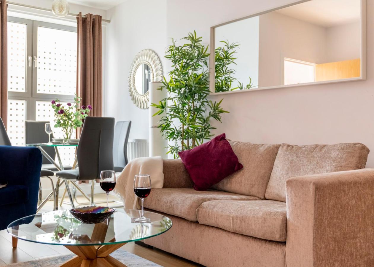 1 Bed Apartment - Redhill Central, Surrey, Gatwick #3 Bagian luar foto