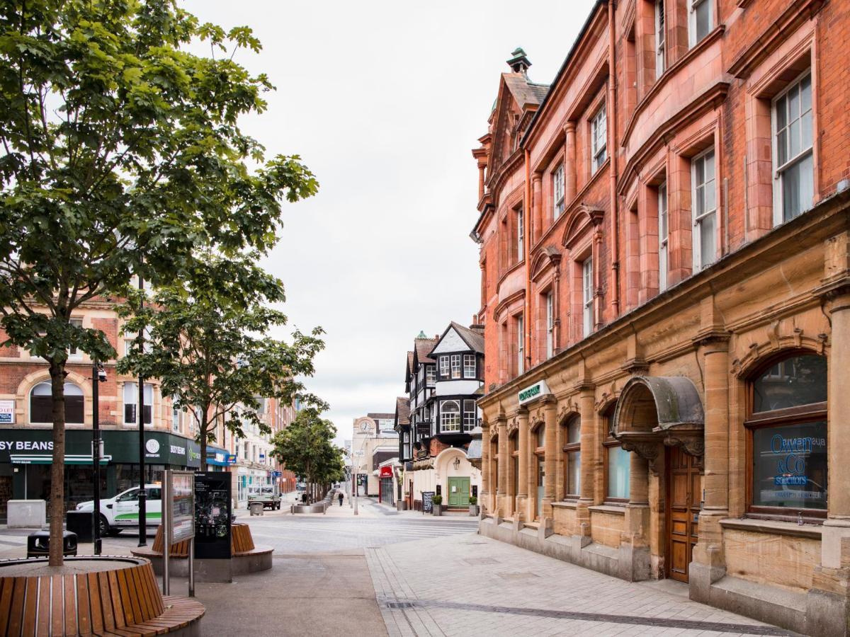 1 Bed Apartment - Redhill Central, Surrey, Gatwick #3 Bagian luar foto